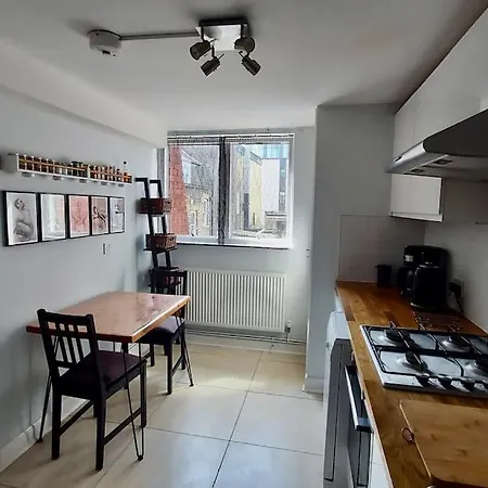 Central Apartment, Kings Cross 6 Mins Walk Londen Buitenkant foto